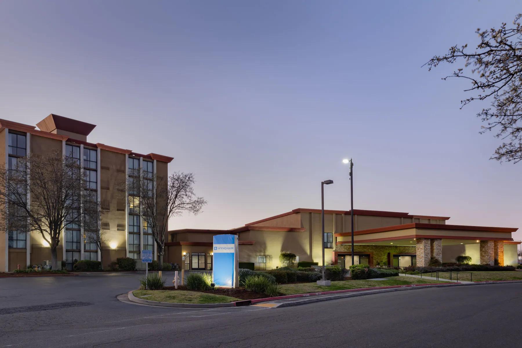 Hotel Wyndham Sacramento Carmichael Exterior foto